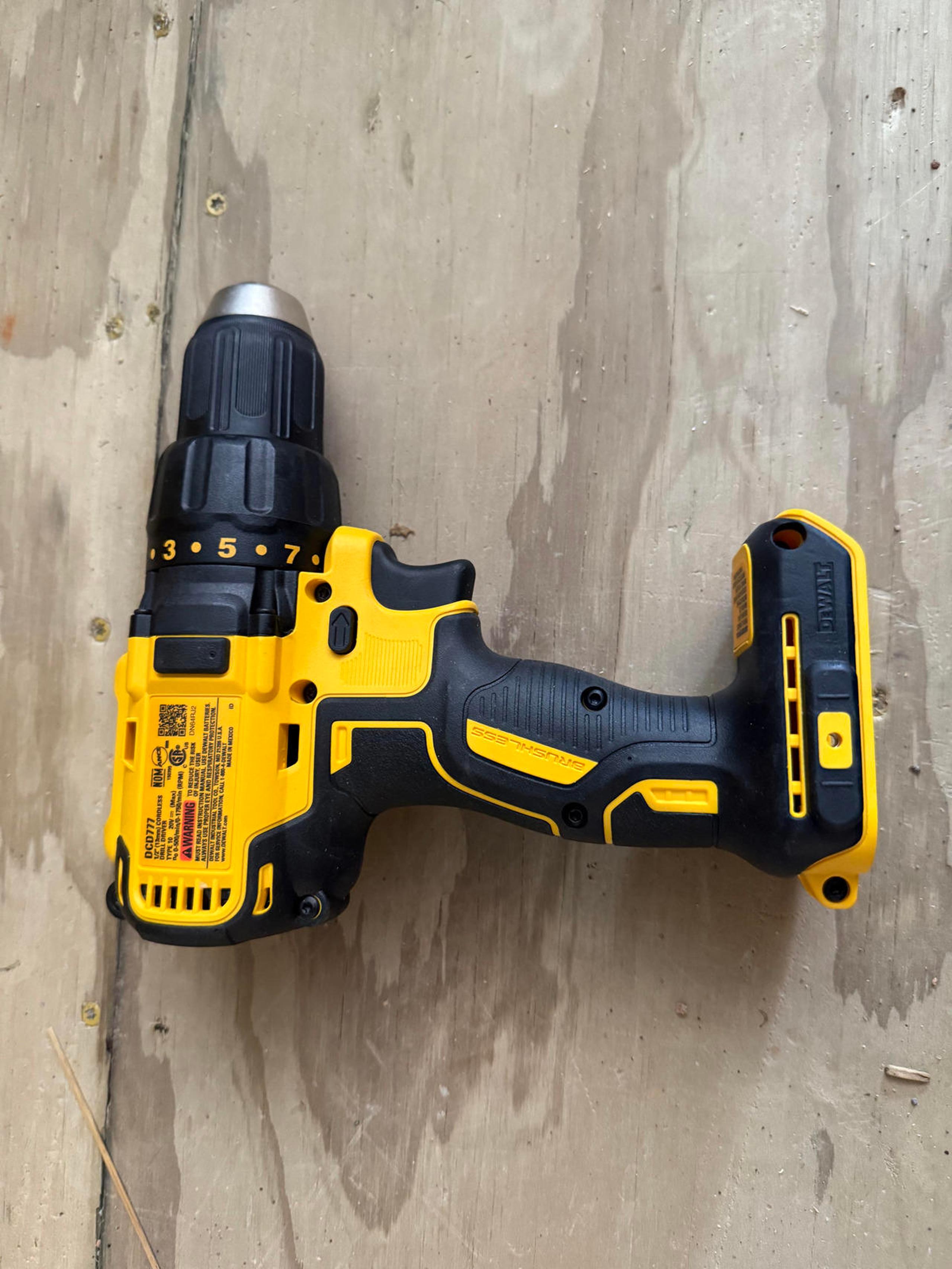 DEWALT 20V MAX Cordless Drill/Driver - DCD777 Tool Only