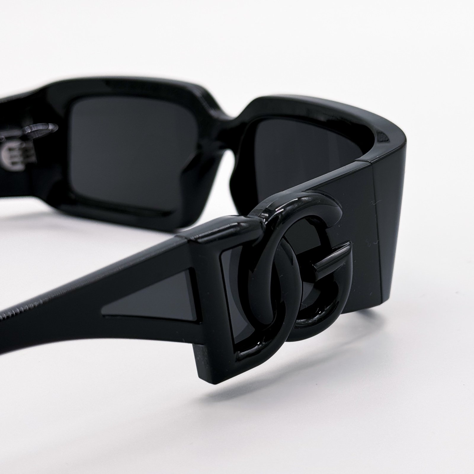 サングラス DOLCE & GABBANA Woman Sunglasses Black DG6197 501/87 Dolce & Gabbana DG6187 501/87 Sunglasses Women's Black/Dark