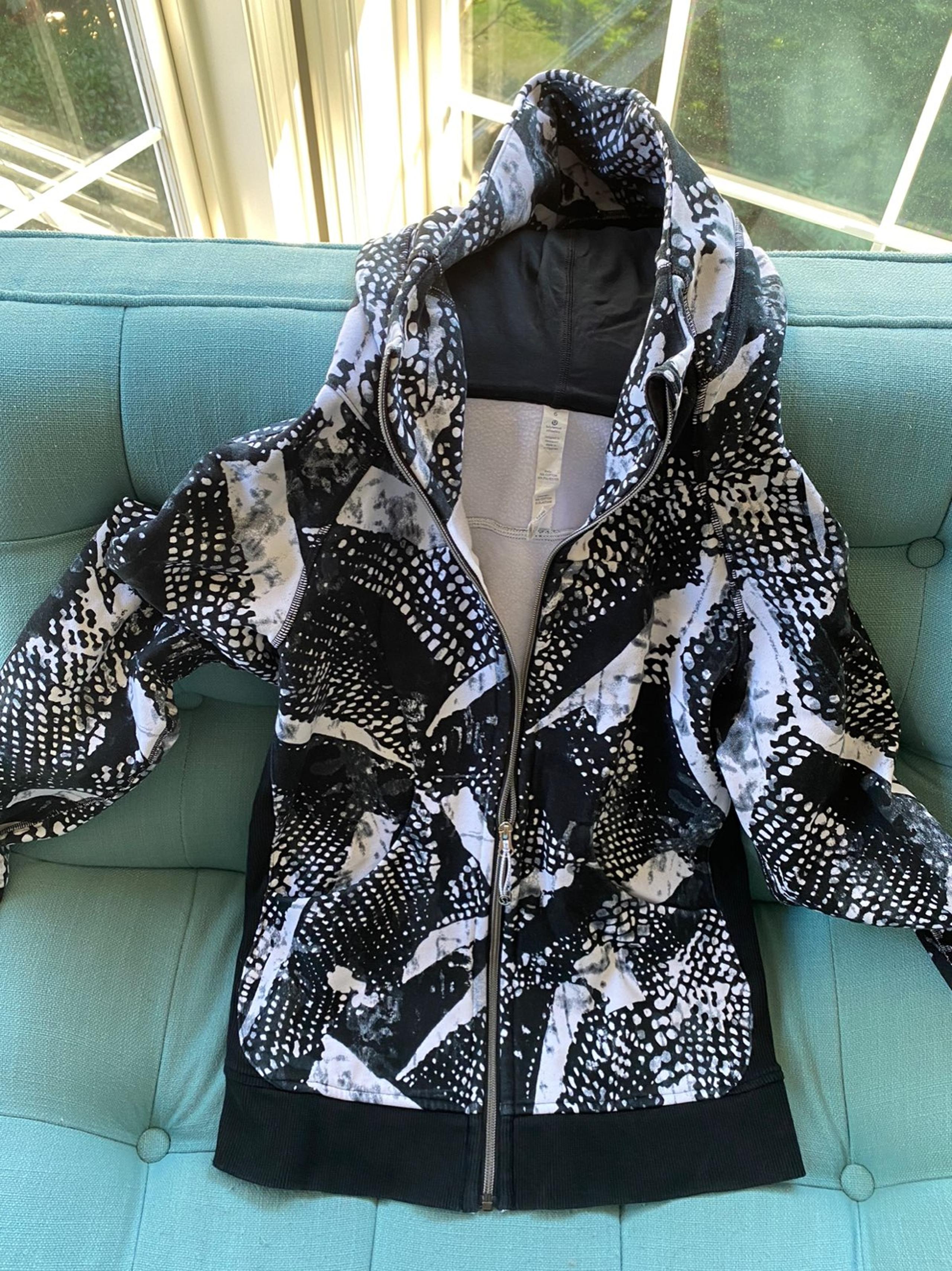 lululemon scuba hoodie