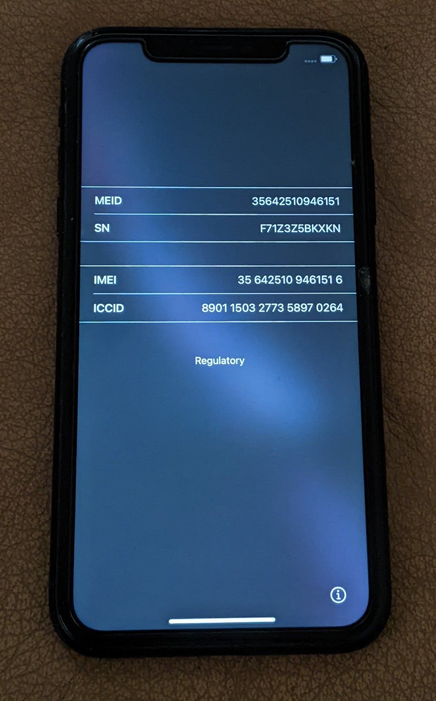 Apple iPhone XR 64 GB Black As-is for parts IC Locked *Must read*