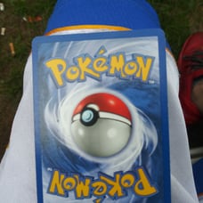 Vintage shadowless ivysaur Pokemon card