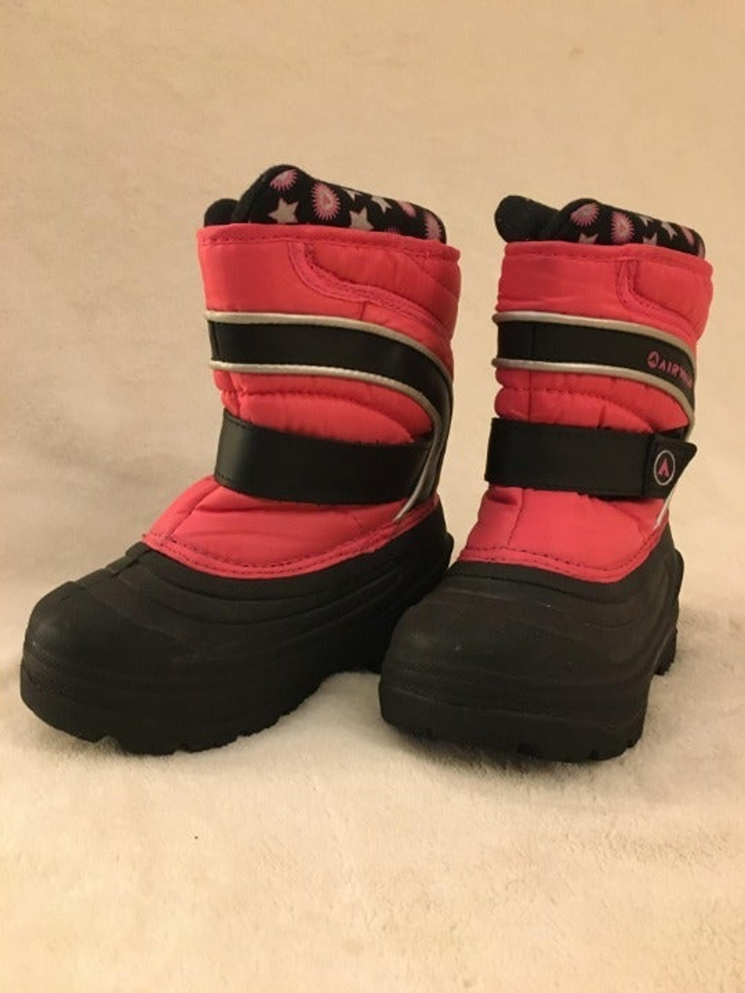 Airwalk Girls’ Pink/Black Winter Boots
