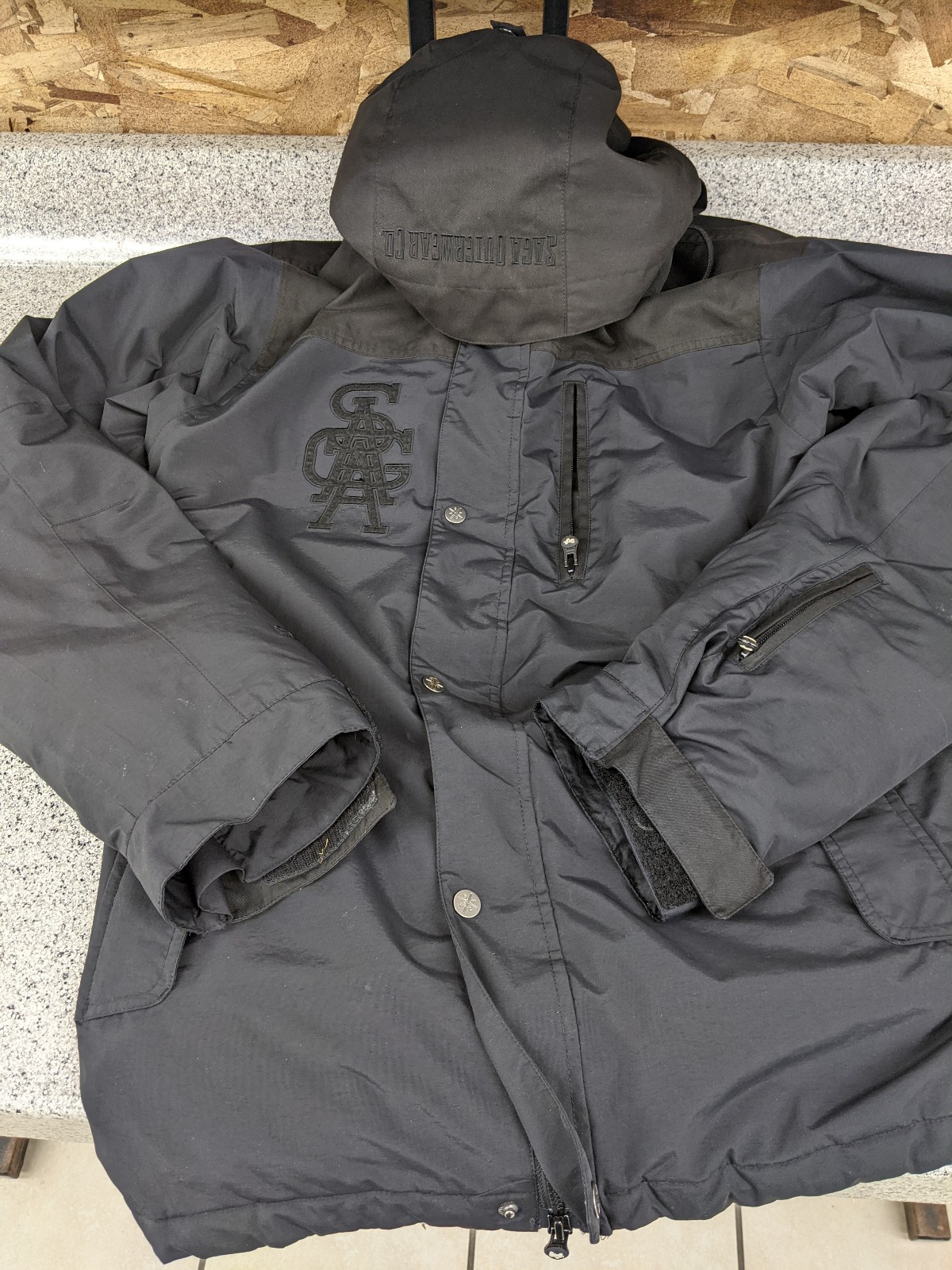 Saga men's large snowboarding jacket