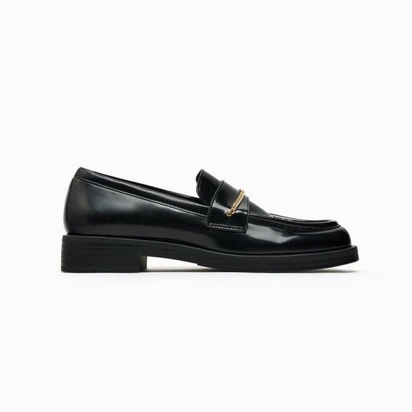 NWT. Zara Black Flat Shiny Finish Loafers. Size 6.