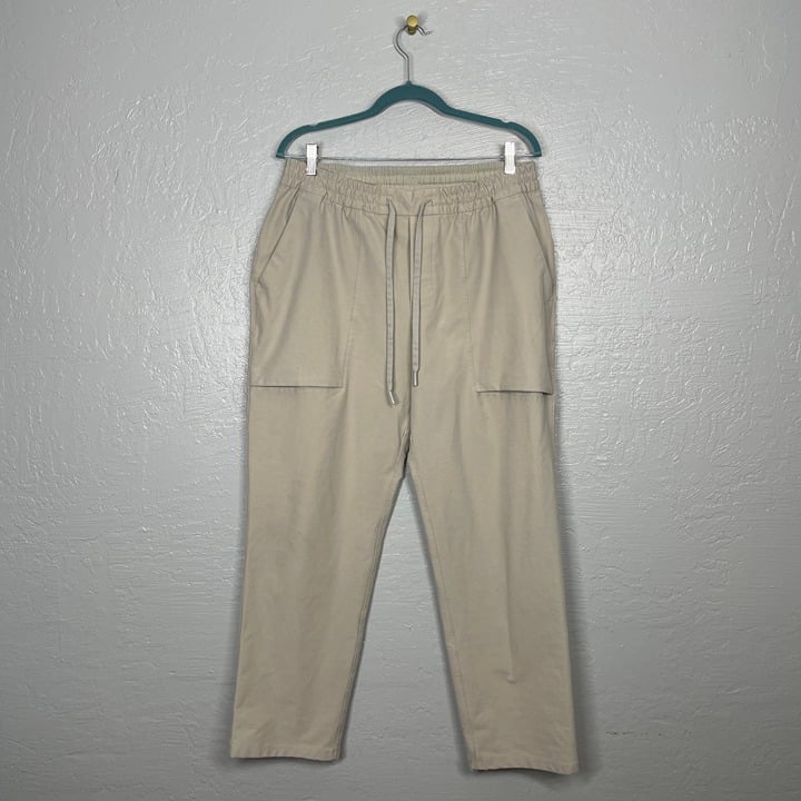 Lululemon Men XL Beige Bowline Pants Utilitech 30 Stretch Drawstring Pockets