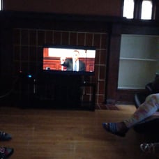 32 inch TV smart roku