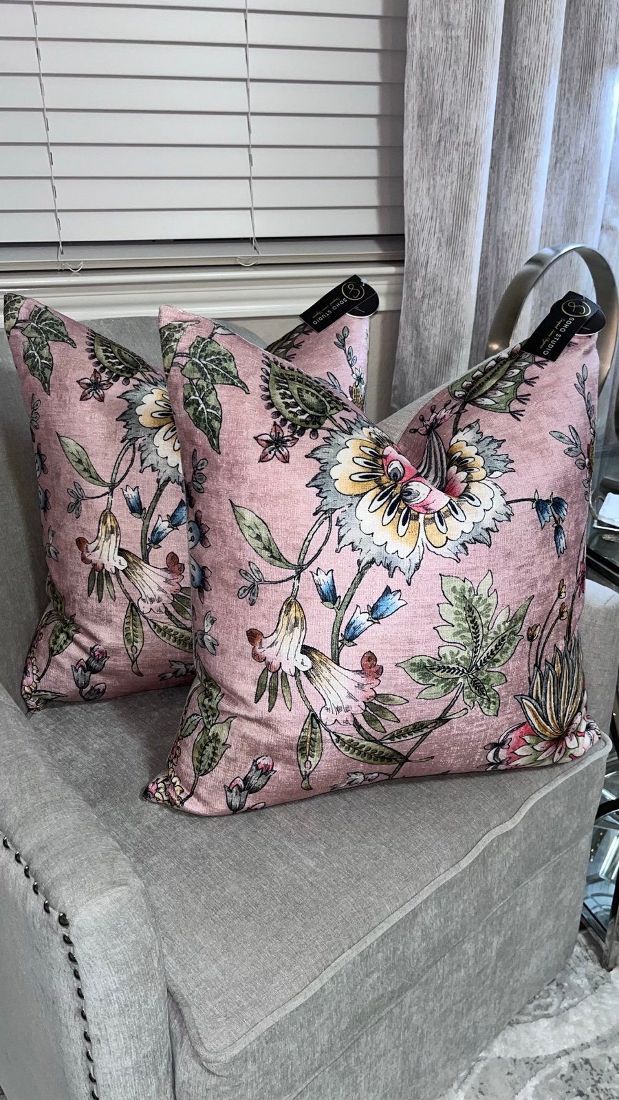 2- NWT SOHO STUDIO BLUSH FLORAL DESIGN DECORATIVE PILLOW