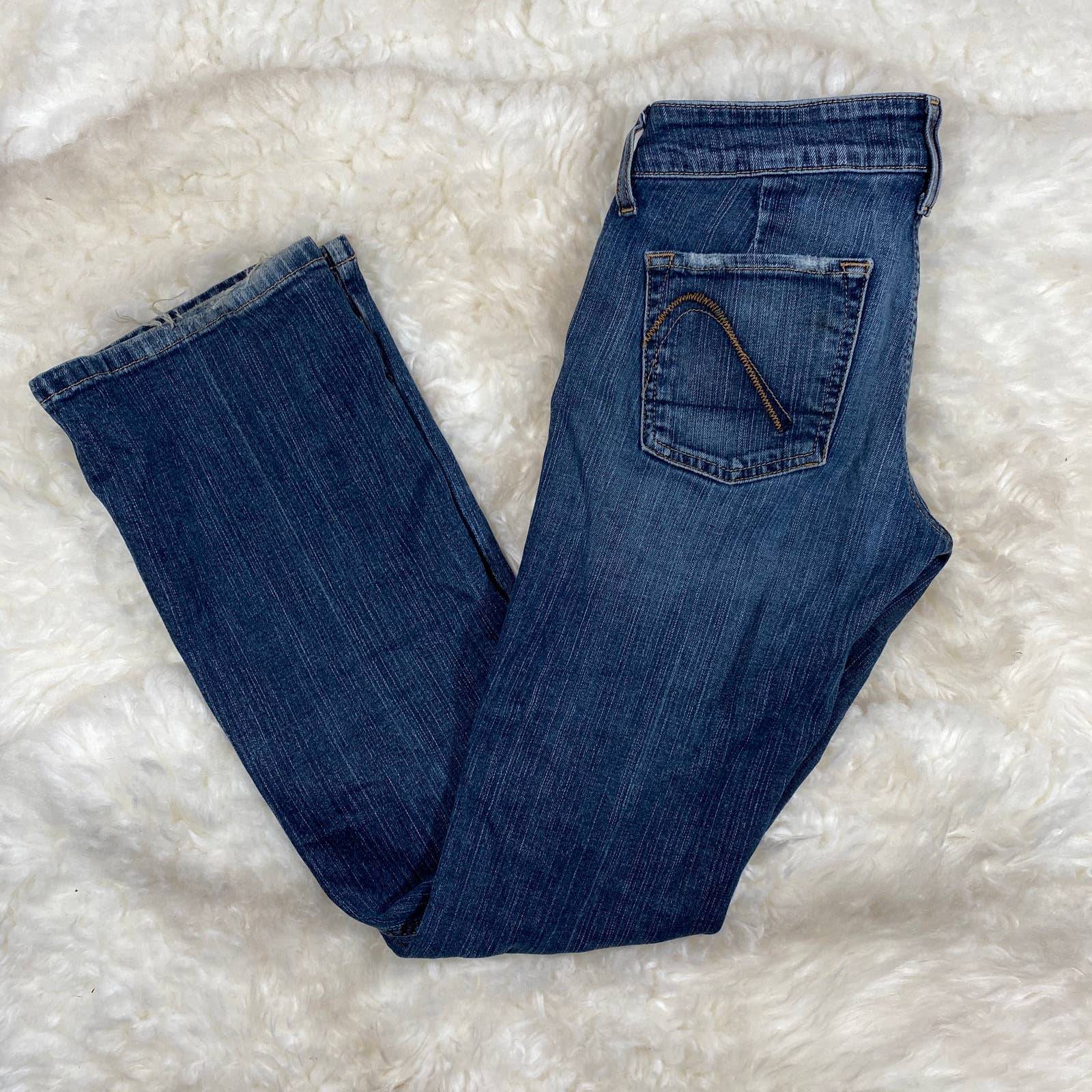 Guess Jeans Woman's Sweetheart Flair Stretch Dark Wash Jeans Sz 28