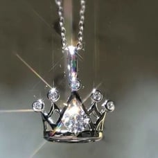 The Triple Crown pendant charm necklace in 925 and cubic zirconia