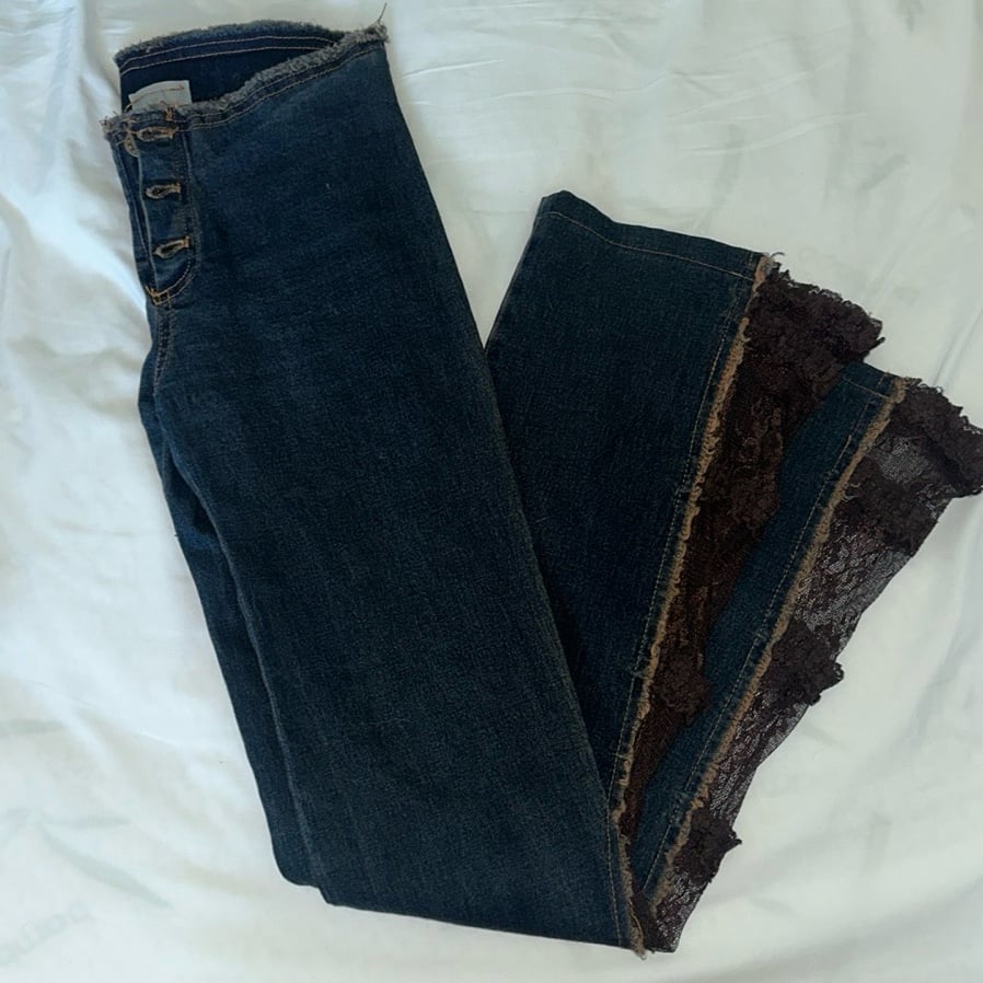 Low rise denim jeans