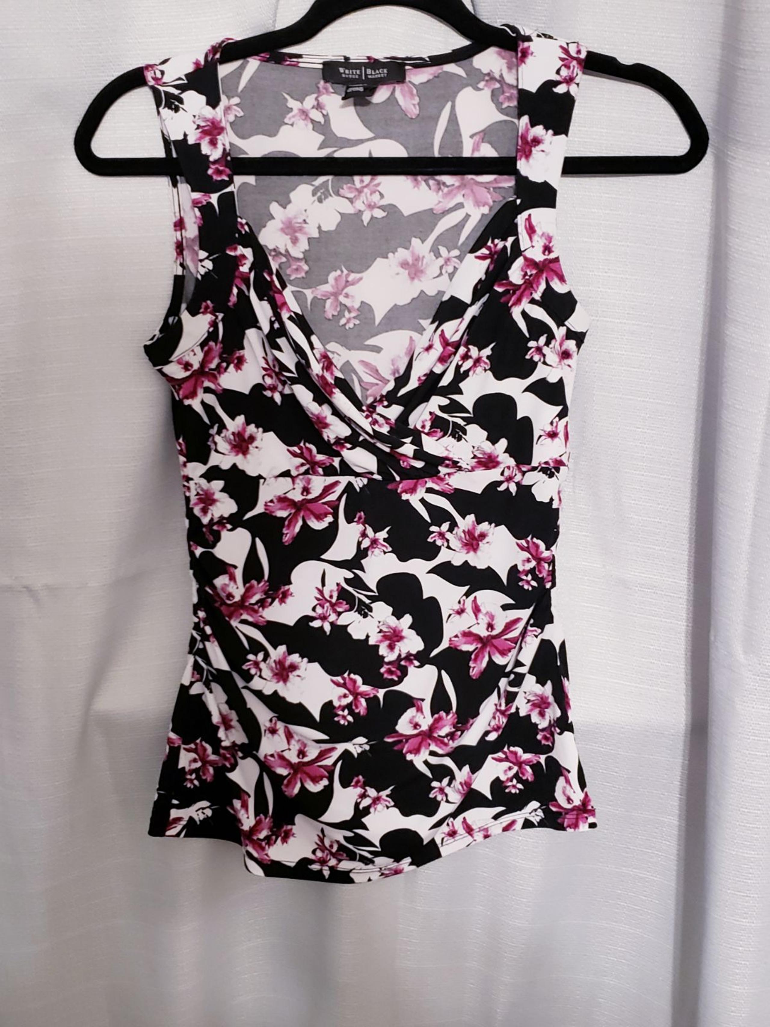 White House Black Market Blouse