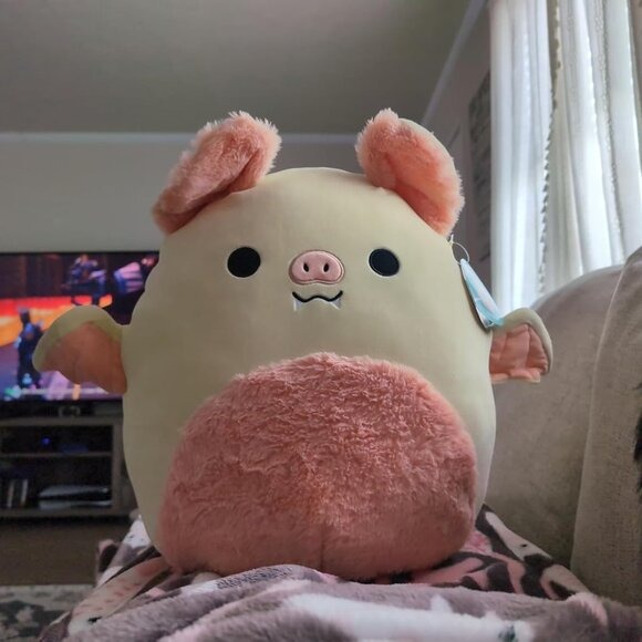 Squishmallow Original 16-Inch Meghan Cream Fruit Bat with Fuzzy Peach Belly Pluh