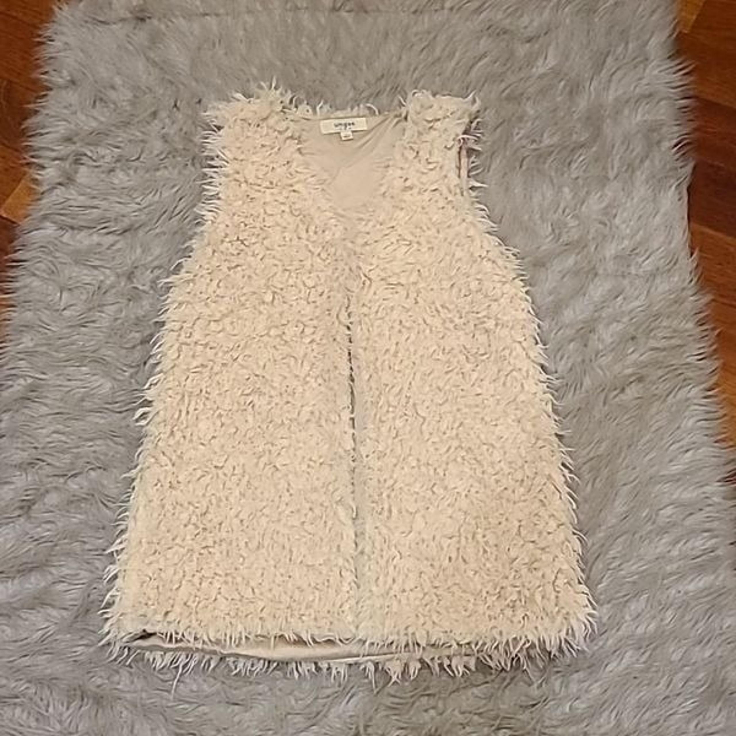 Umgee womens cream  faux fur soft lined fuzzy long vest size small