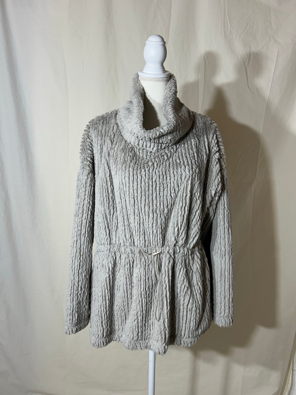 Cupid blush cowl neck ladies top Size XL