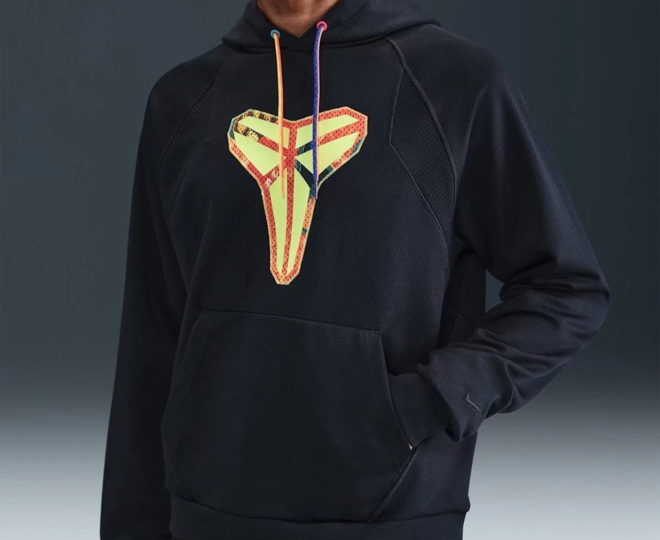 KOBE Nike Therma-FIT Pullover Hoodie MENS Size L HJ4205-010