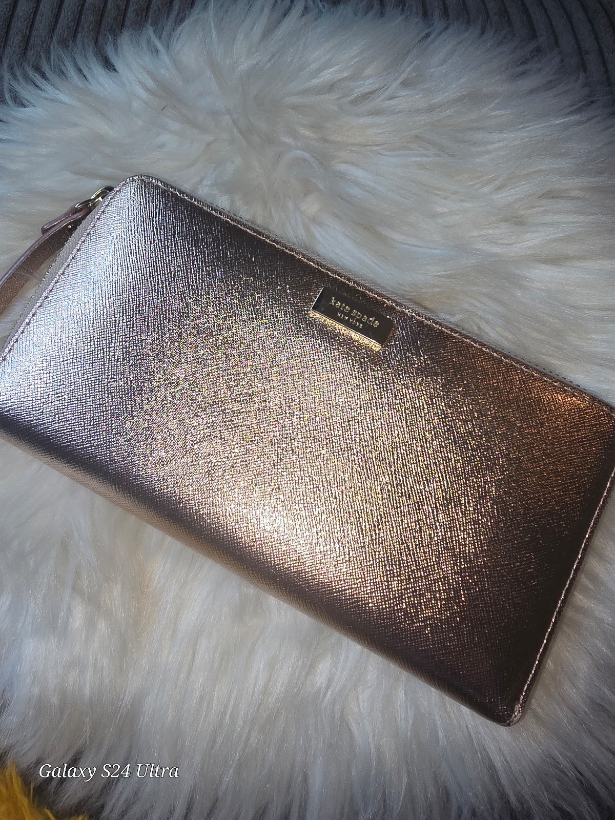Euc Kate Spade Rose Gold Zip Wallet