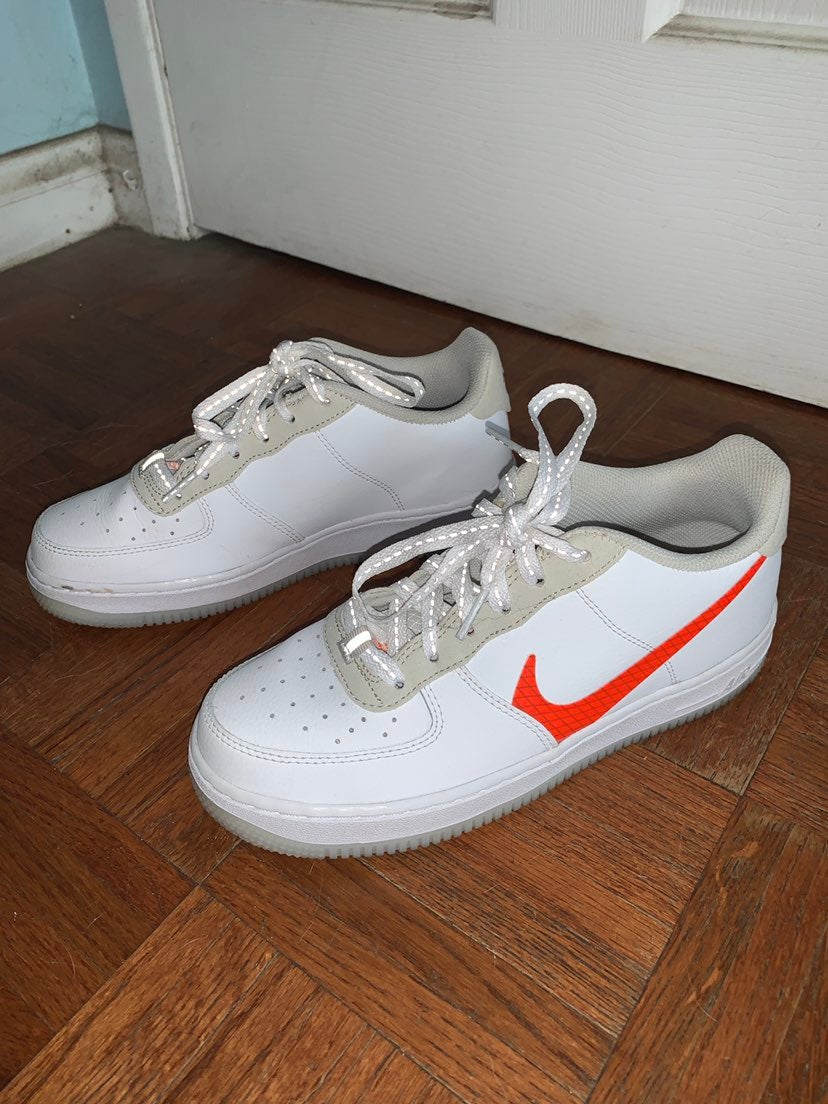 Nike Air Force 1 '07 LV8