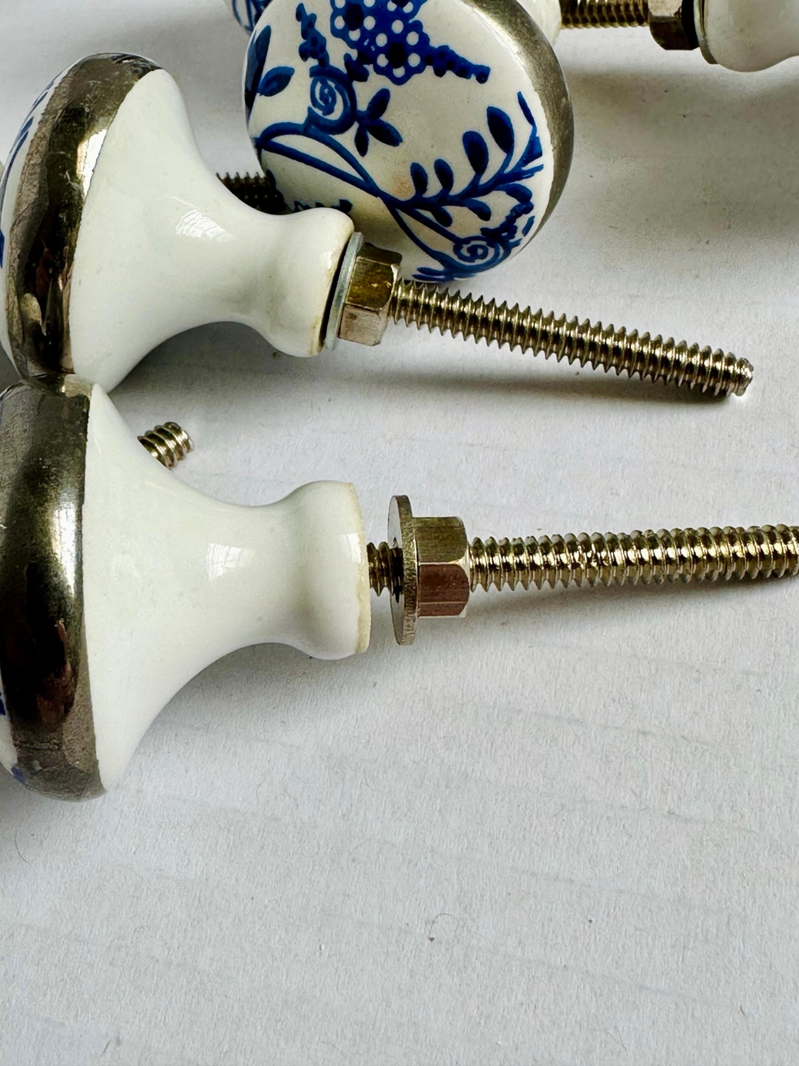 White/Blue Floral Hand Painted Porcelain 10 Knobs