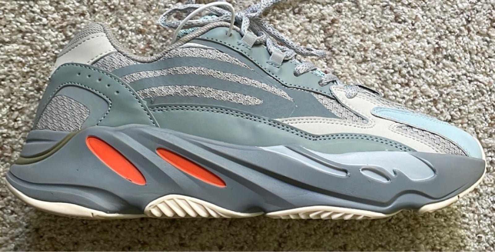Yeezy Adidas Boost 700 in Grey/Inertia
