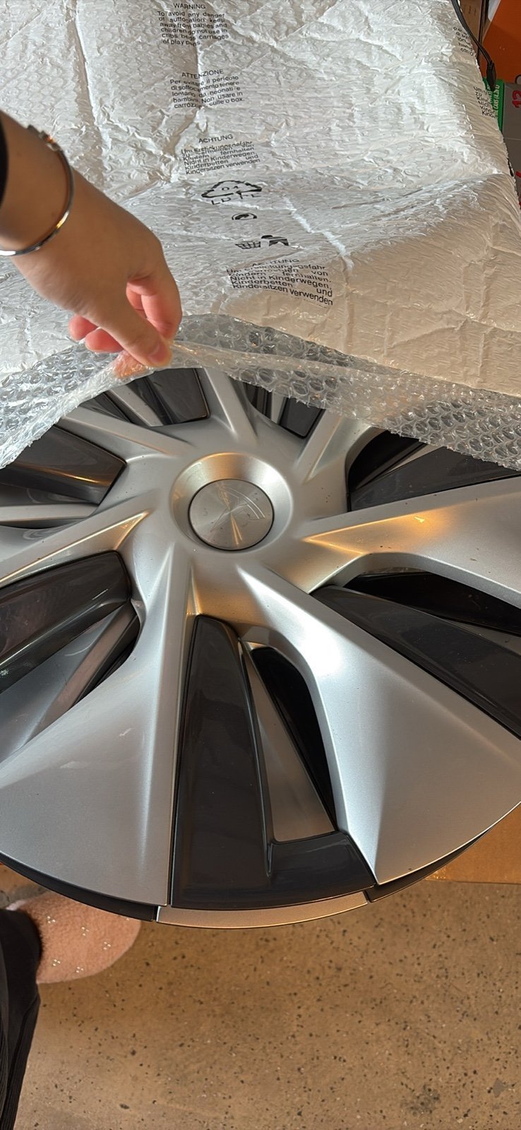 Tesla wheel cover model y set of 4
