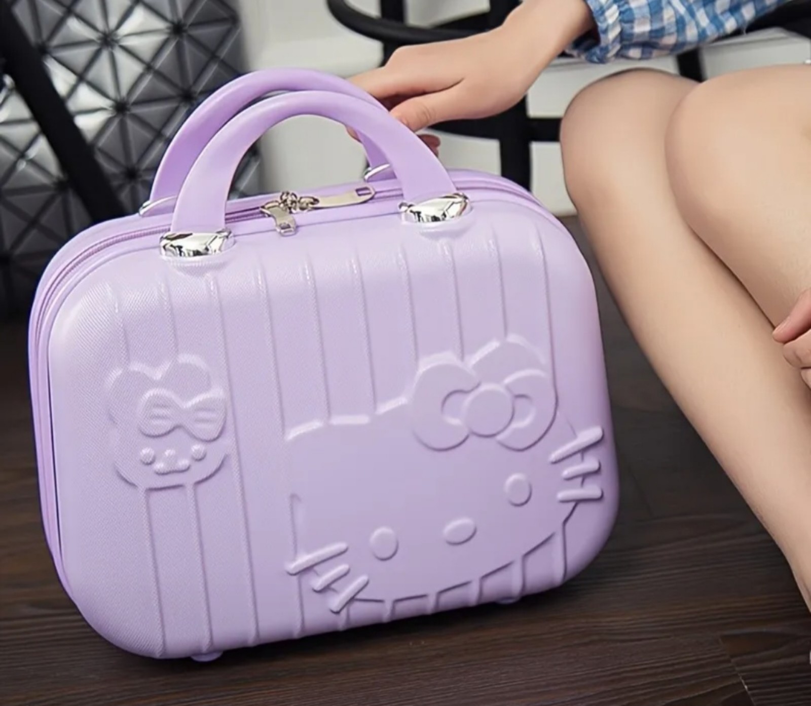 Kawaii Hello Kitty Purple Storage/Suitcase