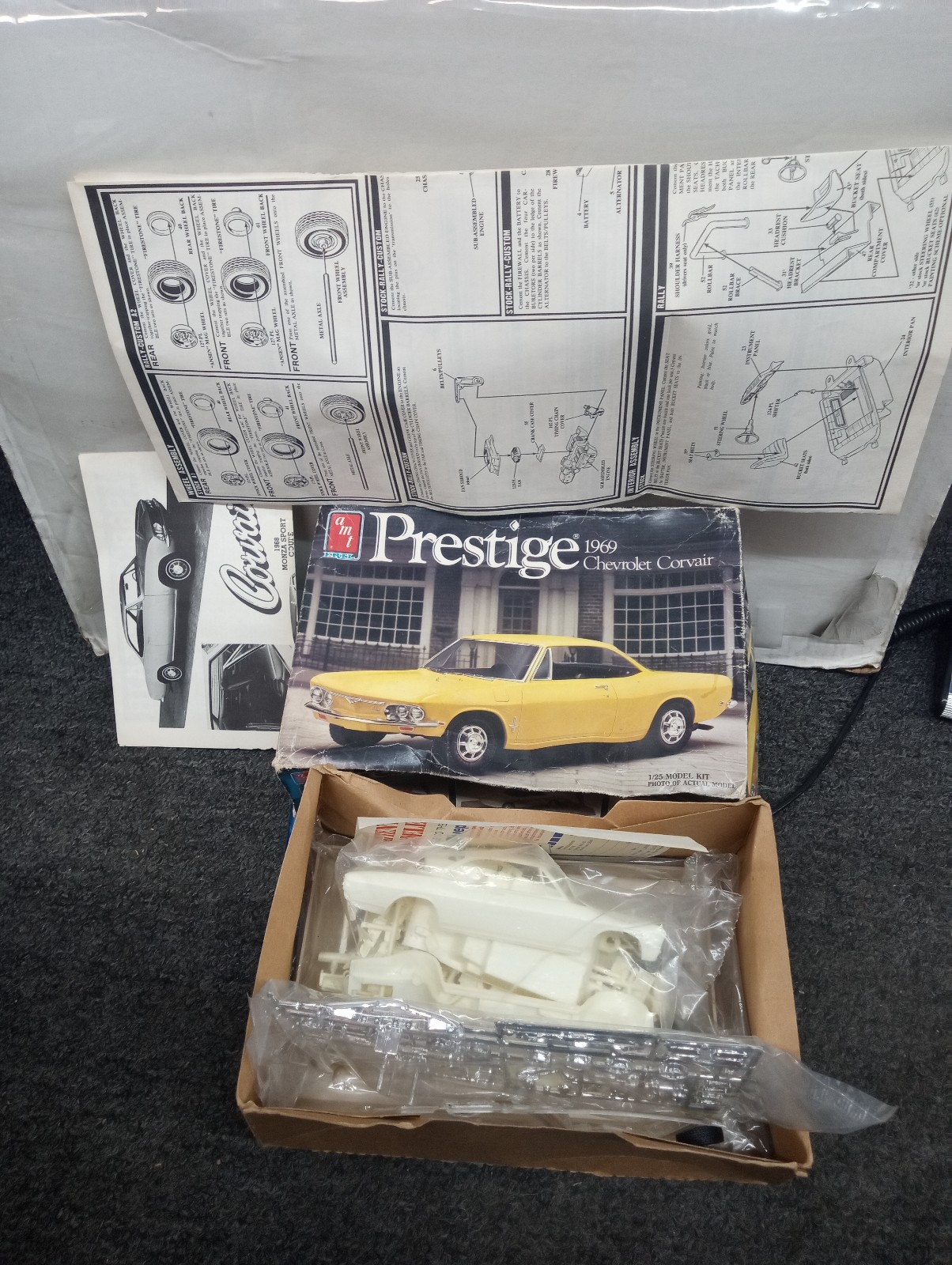 AMT prestige 1969 Chevrolet corvair 1/25 model kit photo of actual model