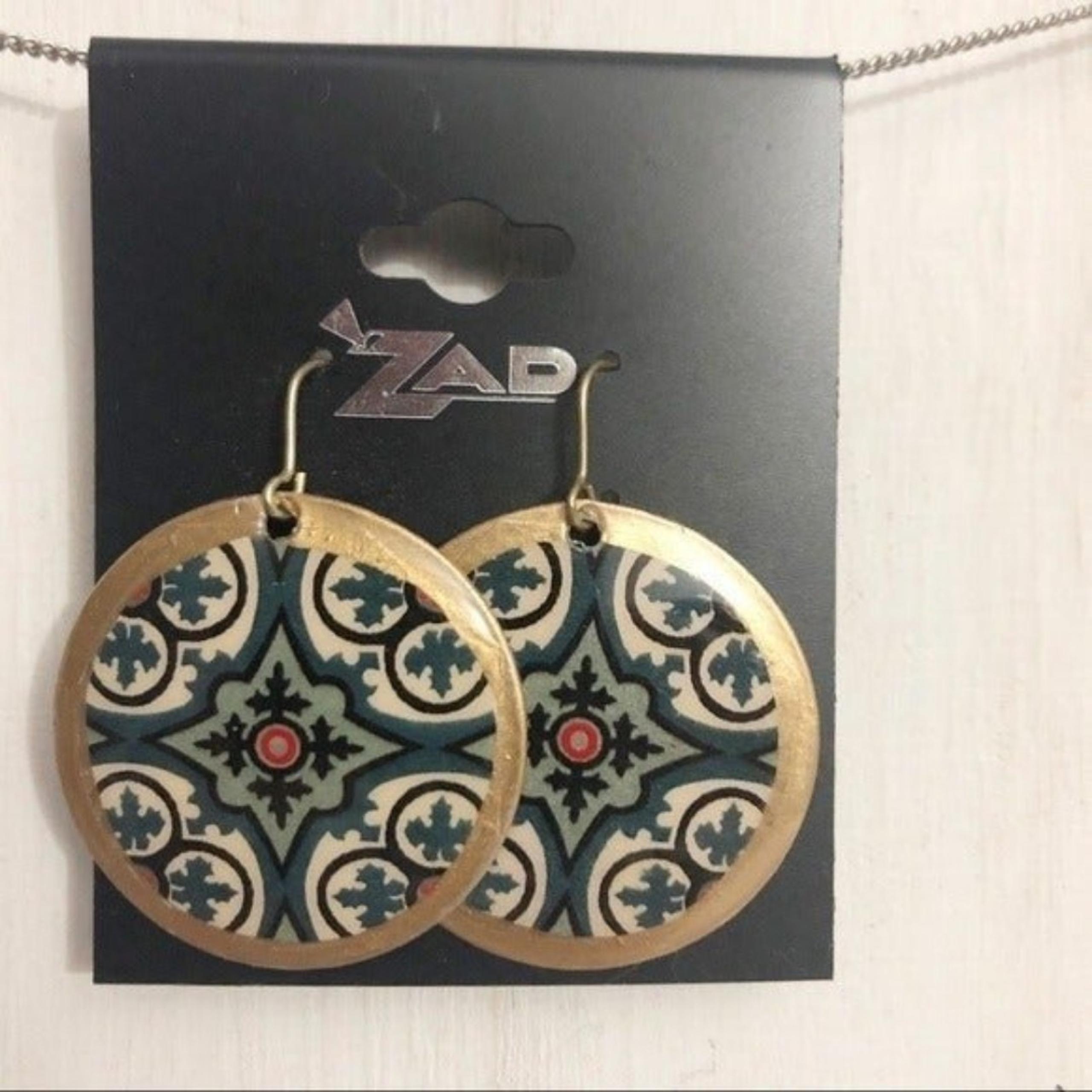 ZAD Round Gold Tone Mandala Pierced Earrings NOC