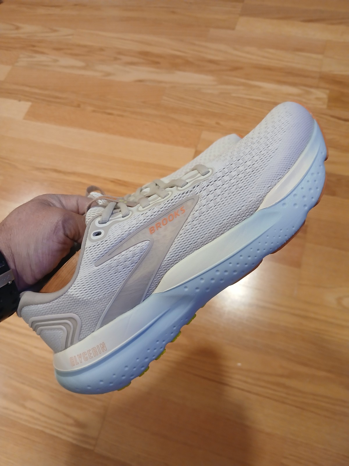 Brooks Glycerine 21
Comfort/Athletic 
Medical Field Shoes
Size 10 for Women