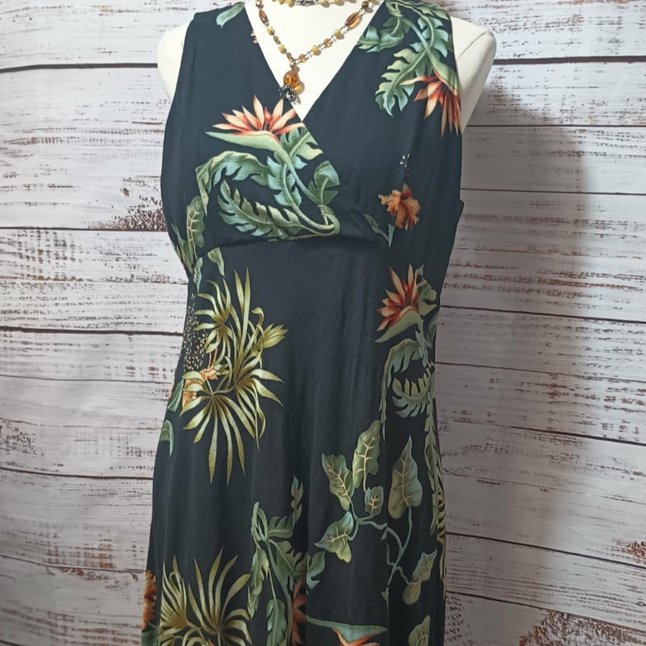 Gorgeous Floral Print Rayon Dress Made In Hawaii USA Sz L