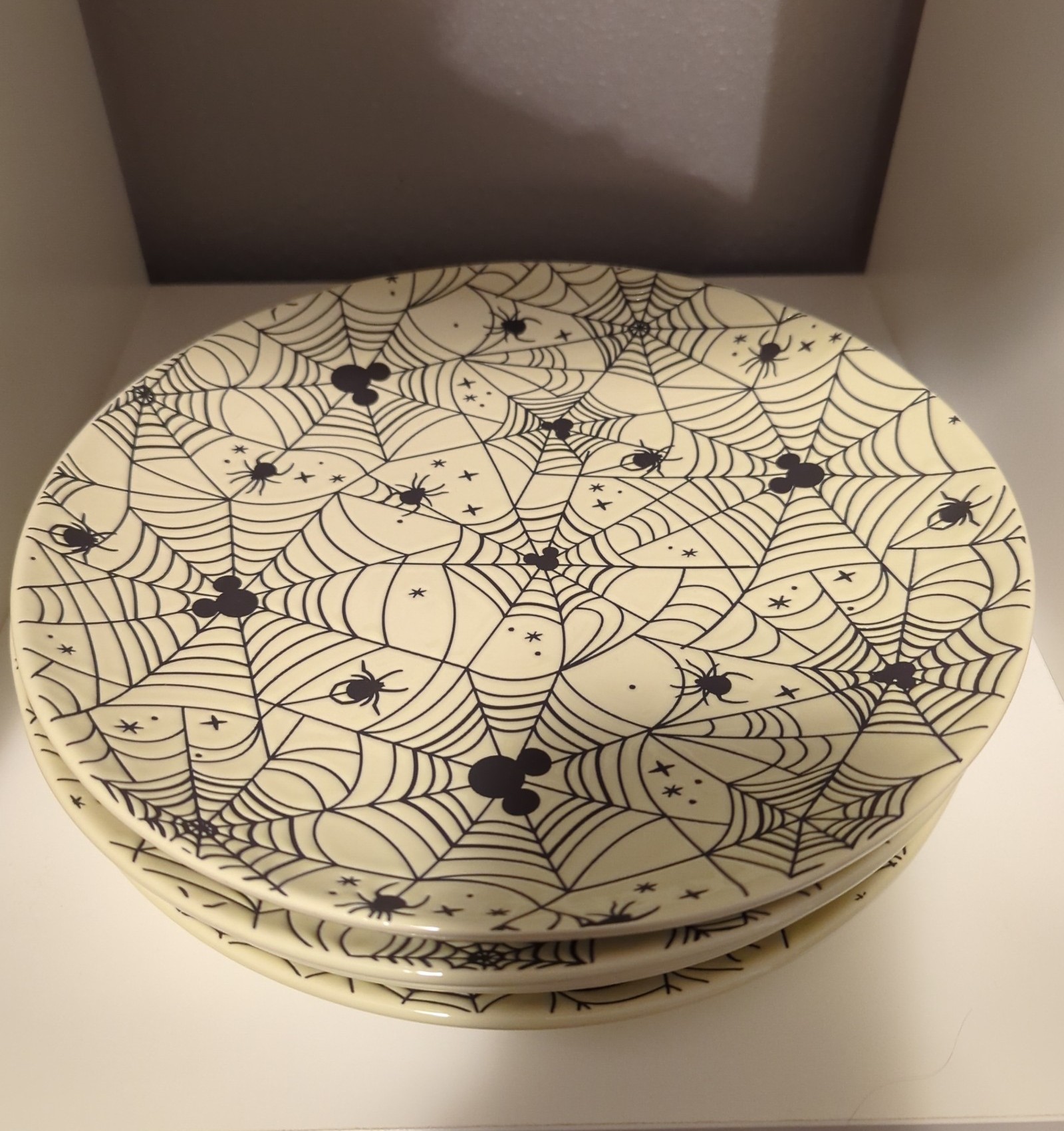 Disney Halloween! Mickey ceramic plates