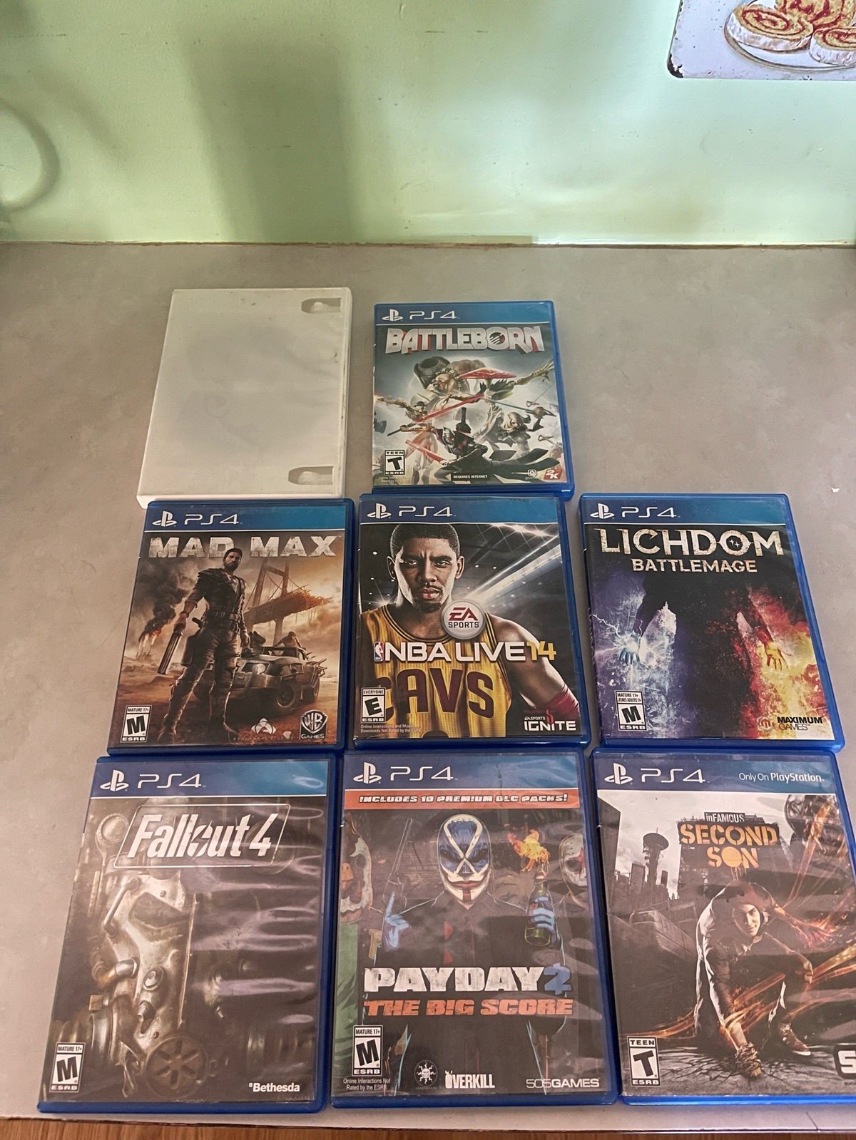 PS4 game bundle