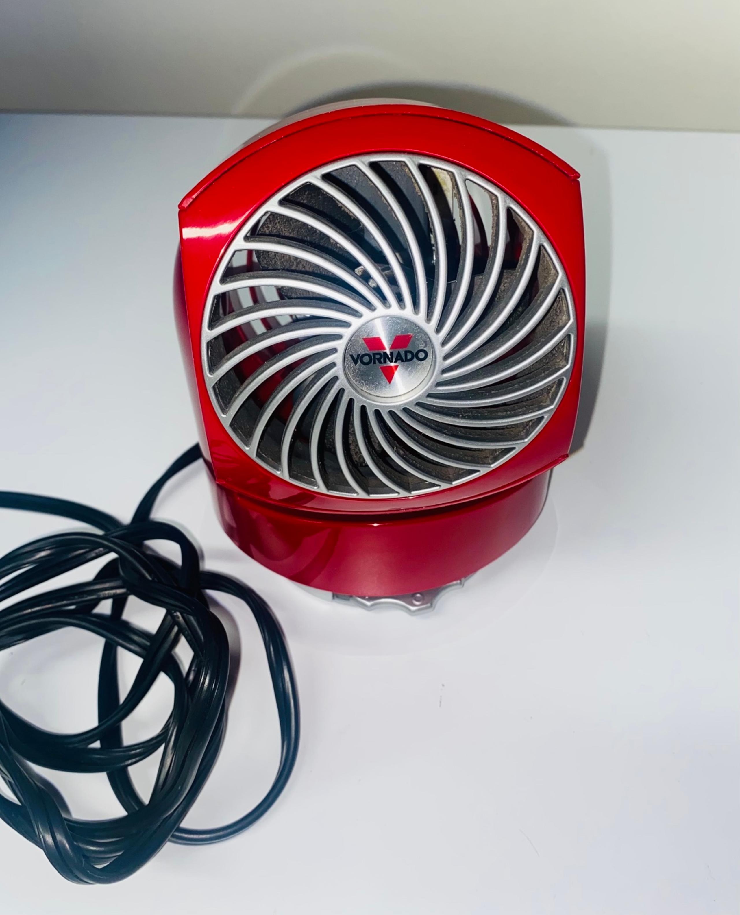 Small table fan red