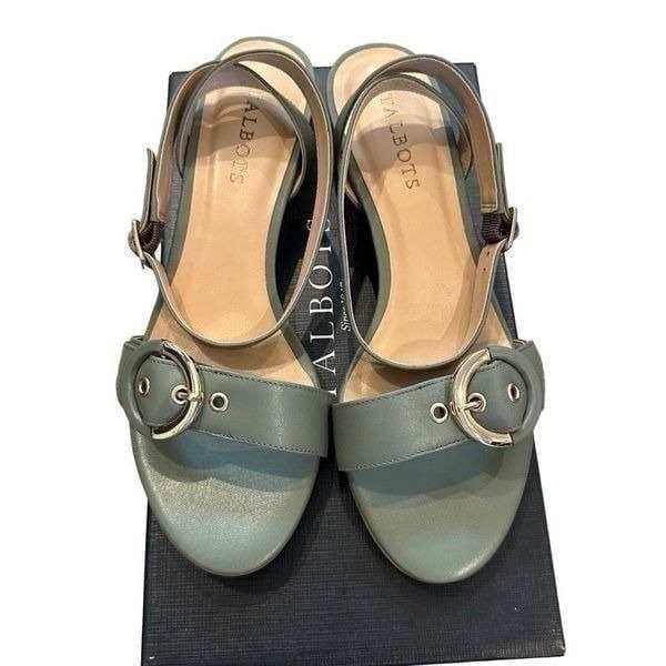 NWT Talbots Fiji Buckle sandals