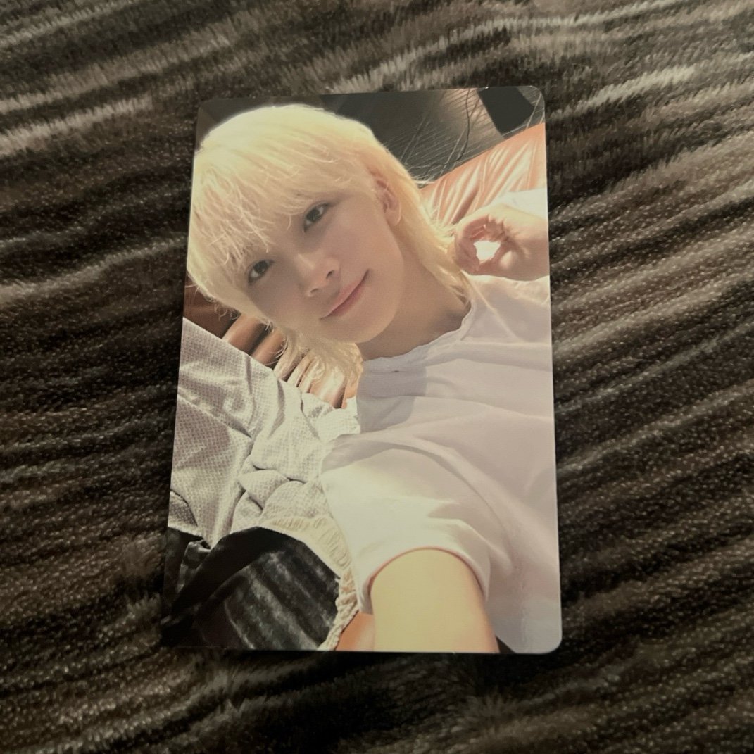 Amazon.com: SEVENTEEN SPILL THE FEELS 12th Mini Album CARAT
