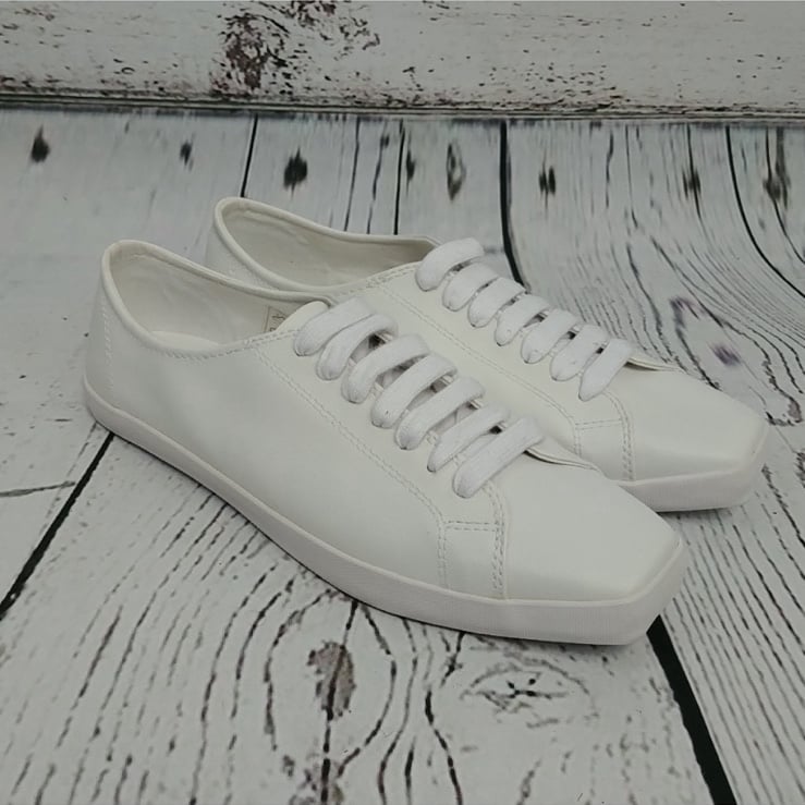$119 JC Play by Jeffrey Campbell rhythm white leather sneakers NEW 7