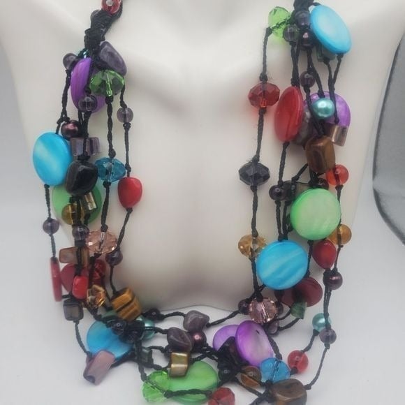 Well made premier designs color shell multi colored rainbow necklace