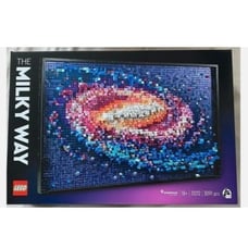 LEGO The Milky Way Galaxy 31212 with 3091 pieces NEW SEALED