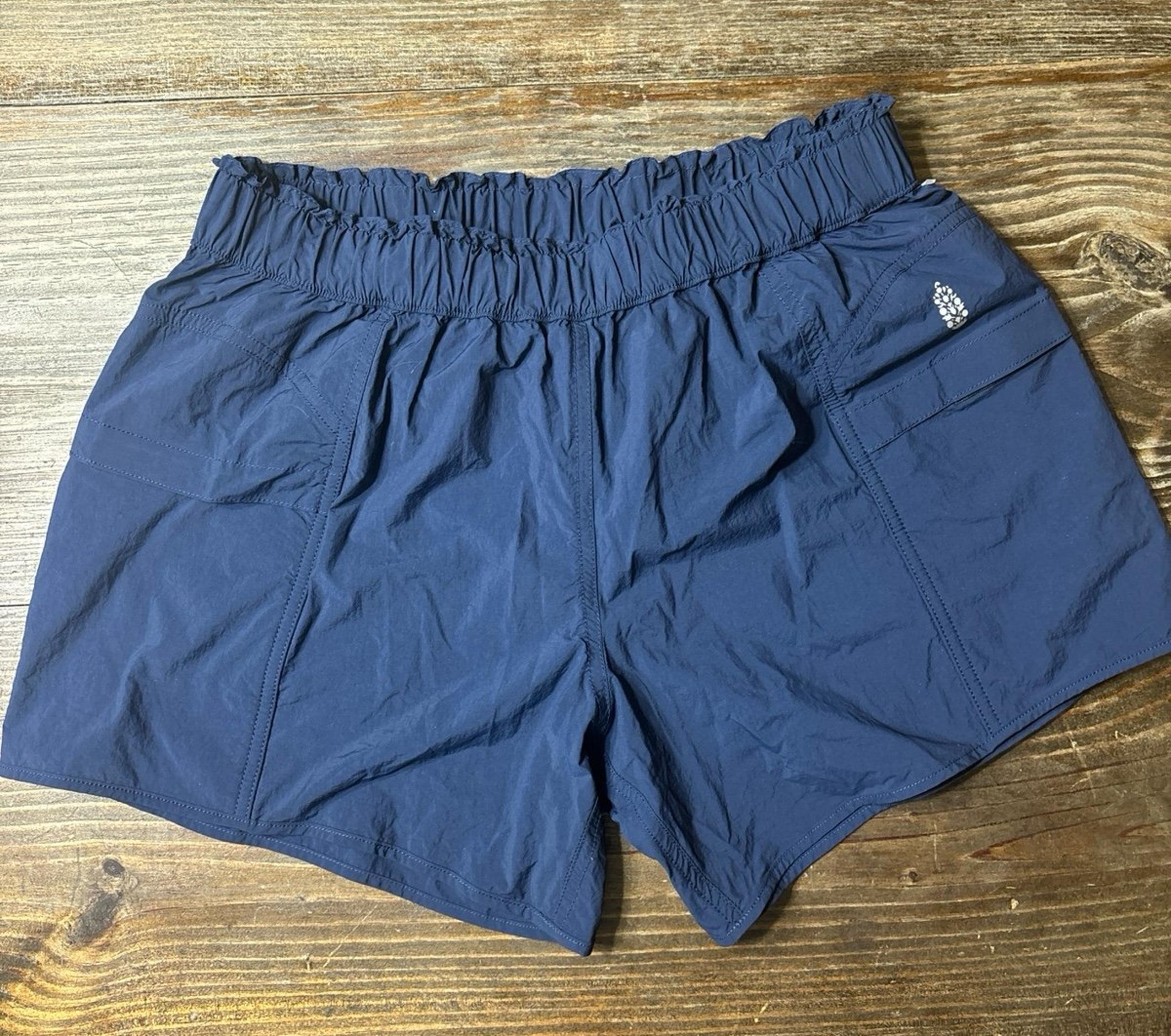 Free People Movement Short Size Small