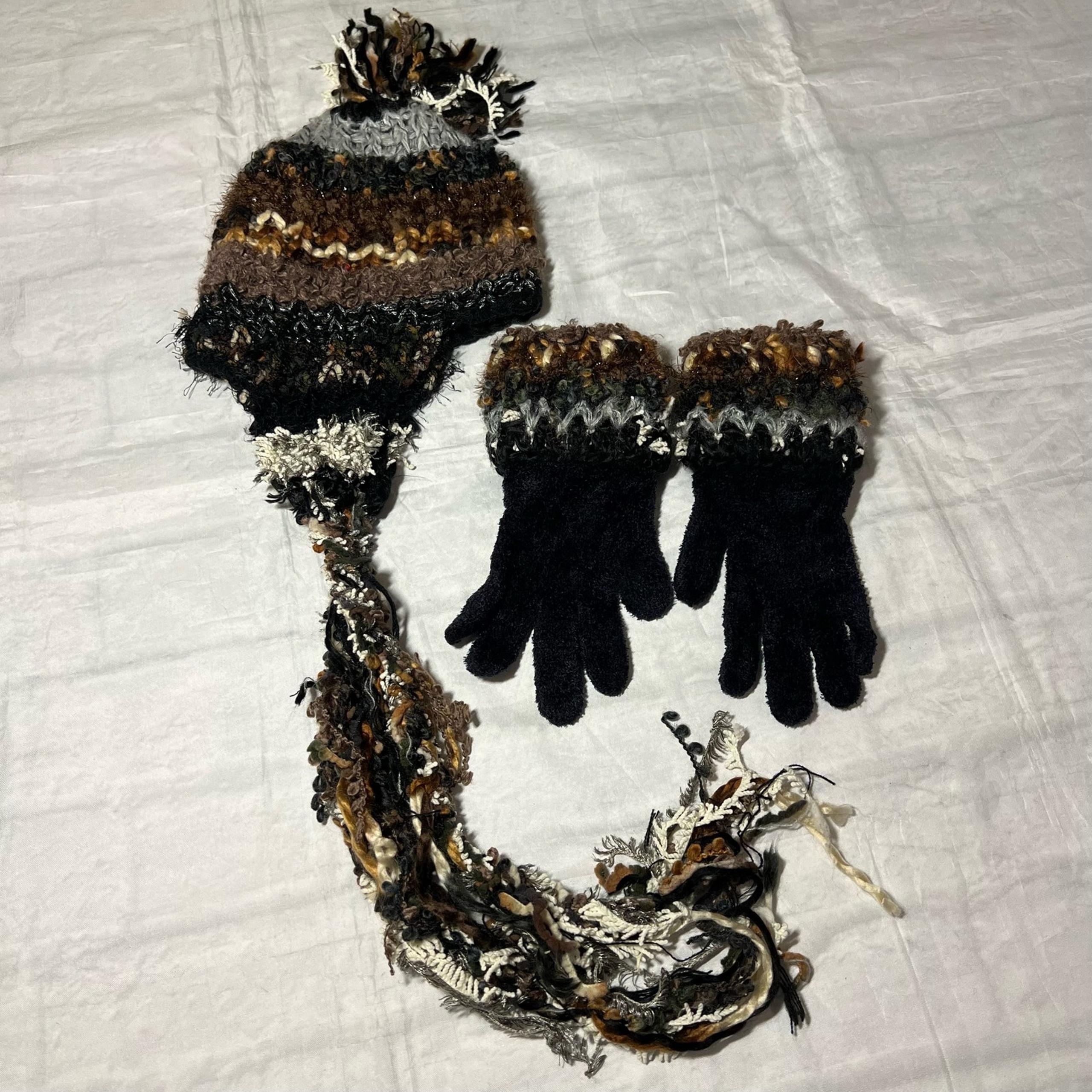 Steve Madden Hat/Gloves NWOT