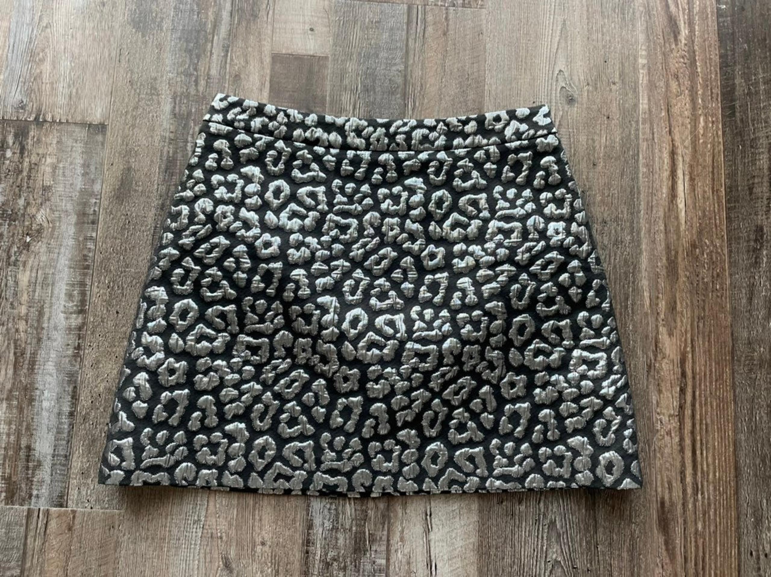 LN MICHAEL KORS Leopard Silver A Line Skirt 6