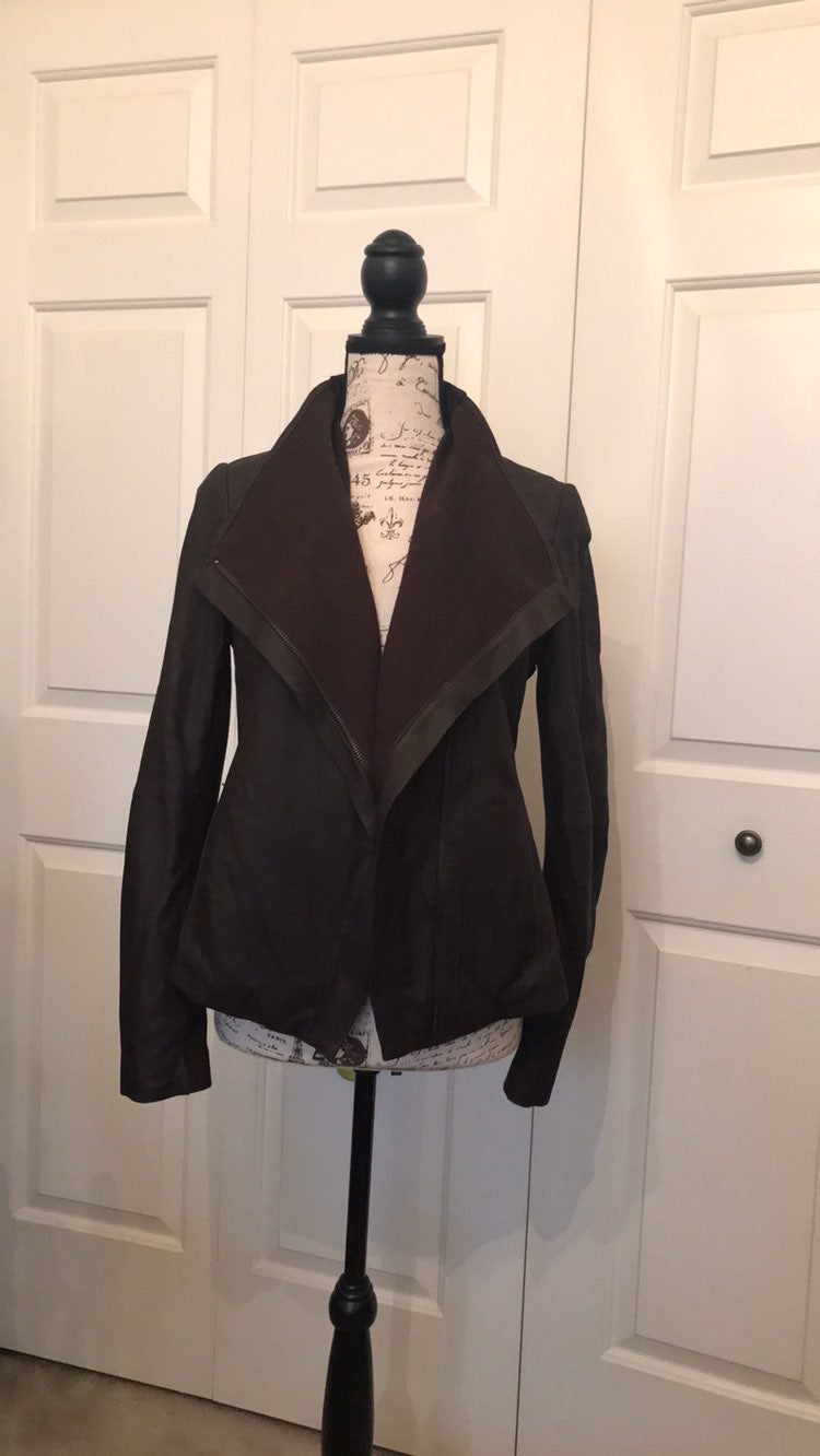 Tahari purple leather jacket NWT