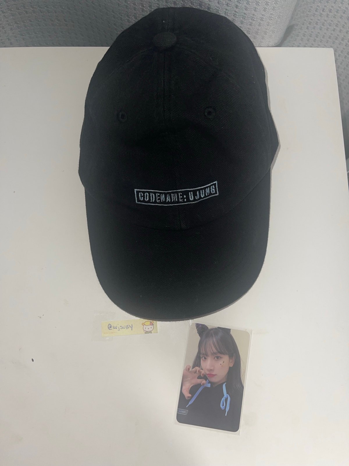 wjsn codename fan concert ballcap and seola photocard