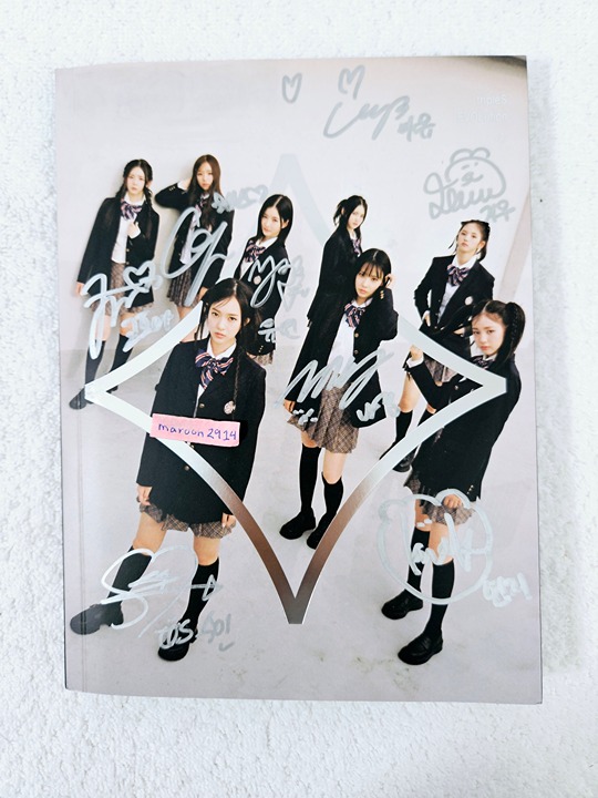 TripleS EVOLution Mujuk Signed Promo Album Autographed + Message - flawed