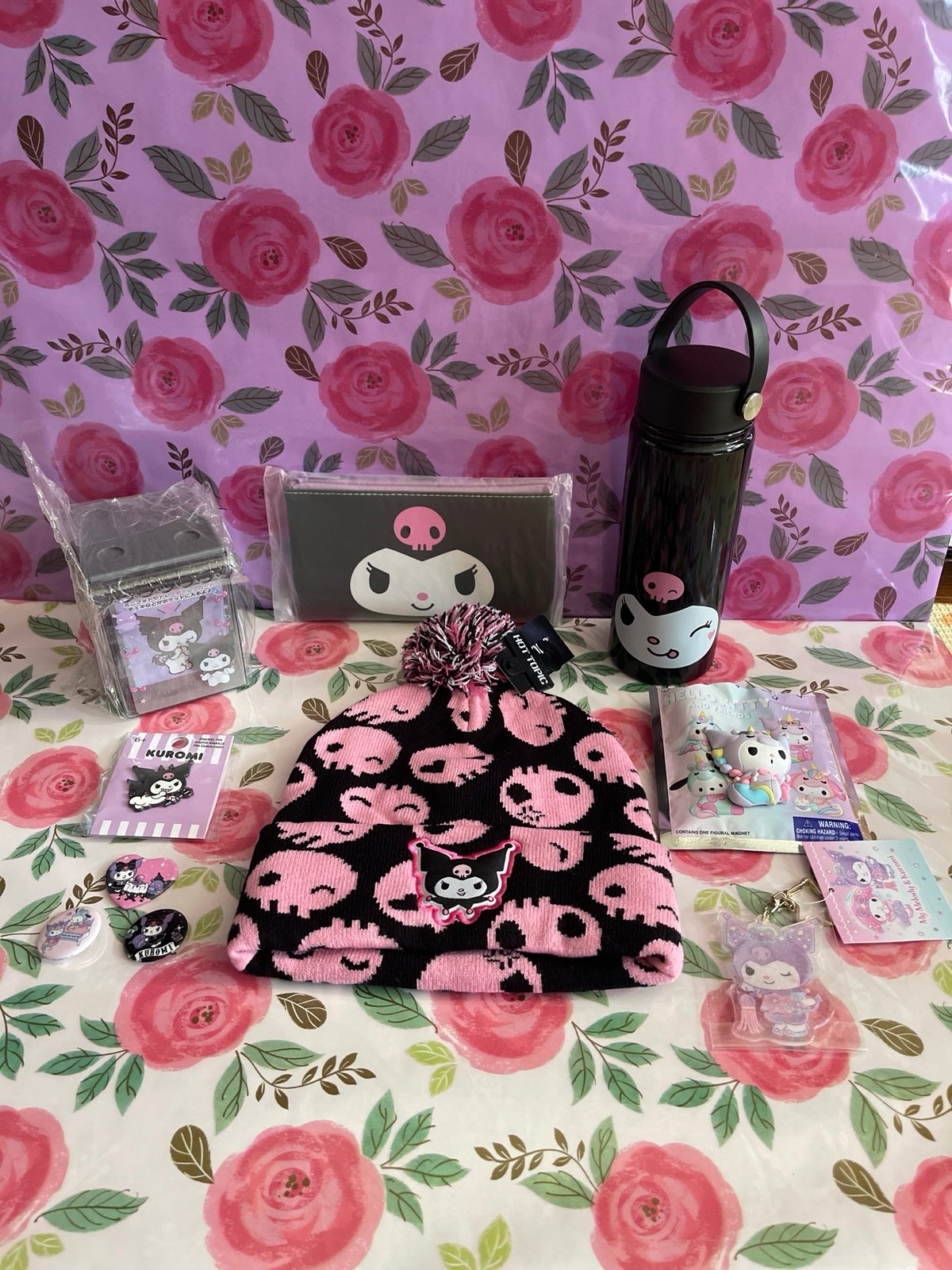 Sanrio Hello Kitty & Friends Kuromi Beanie Tumbler Cube Magnet Pins Keychain