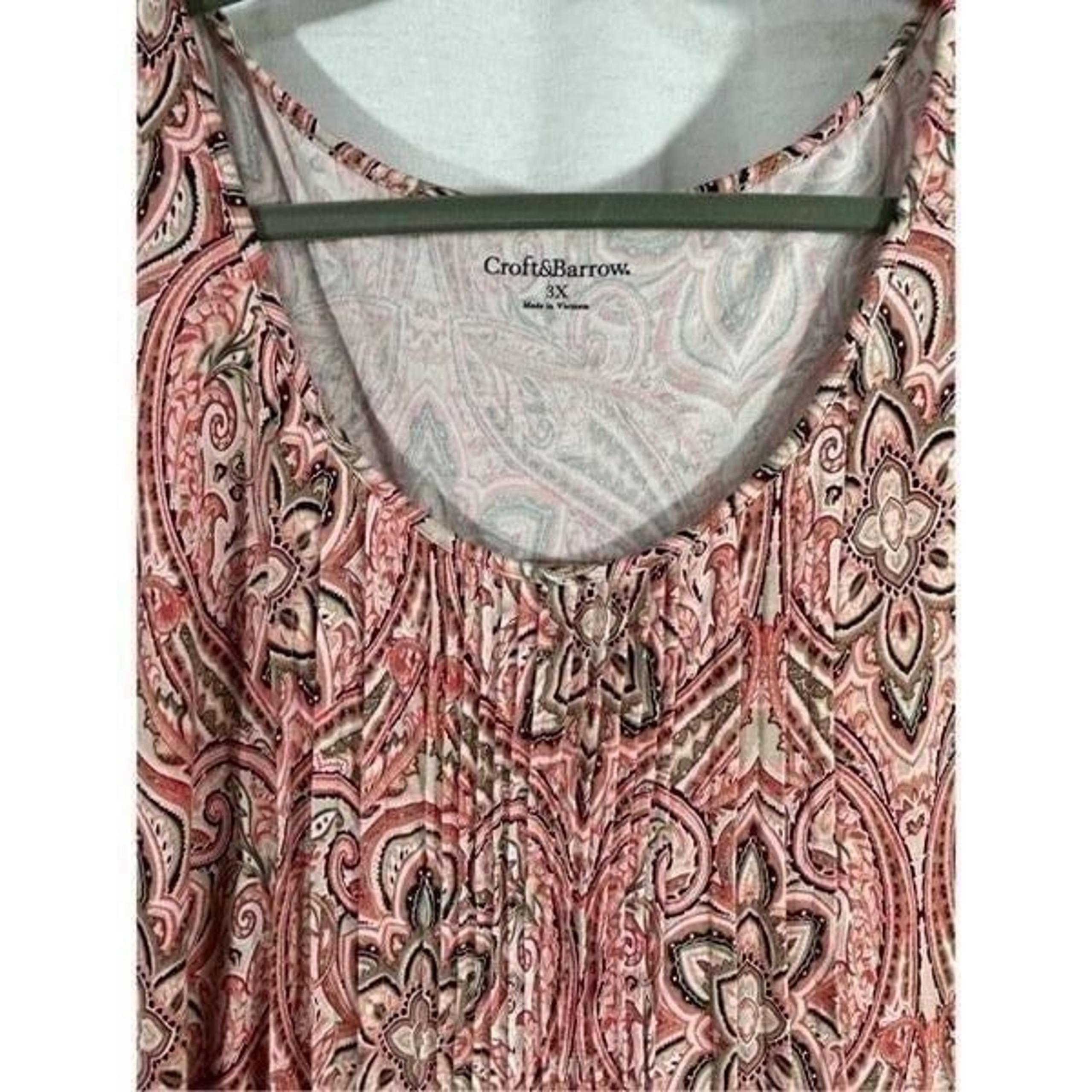 pink white black paisley print tank top size 3X - Croft & Barrow
