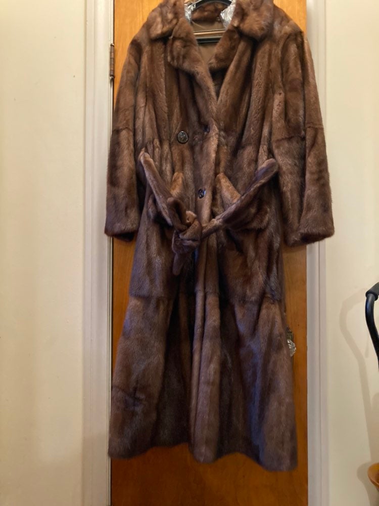 Saga mink coat xL