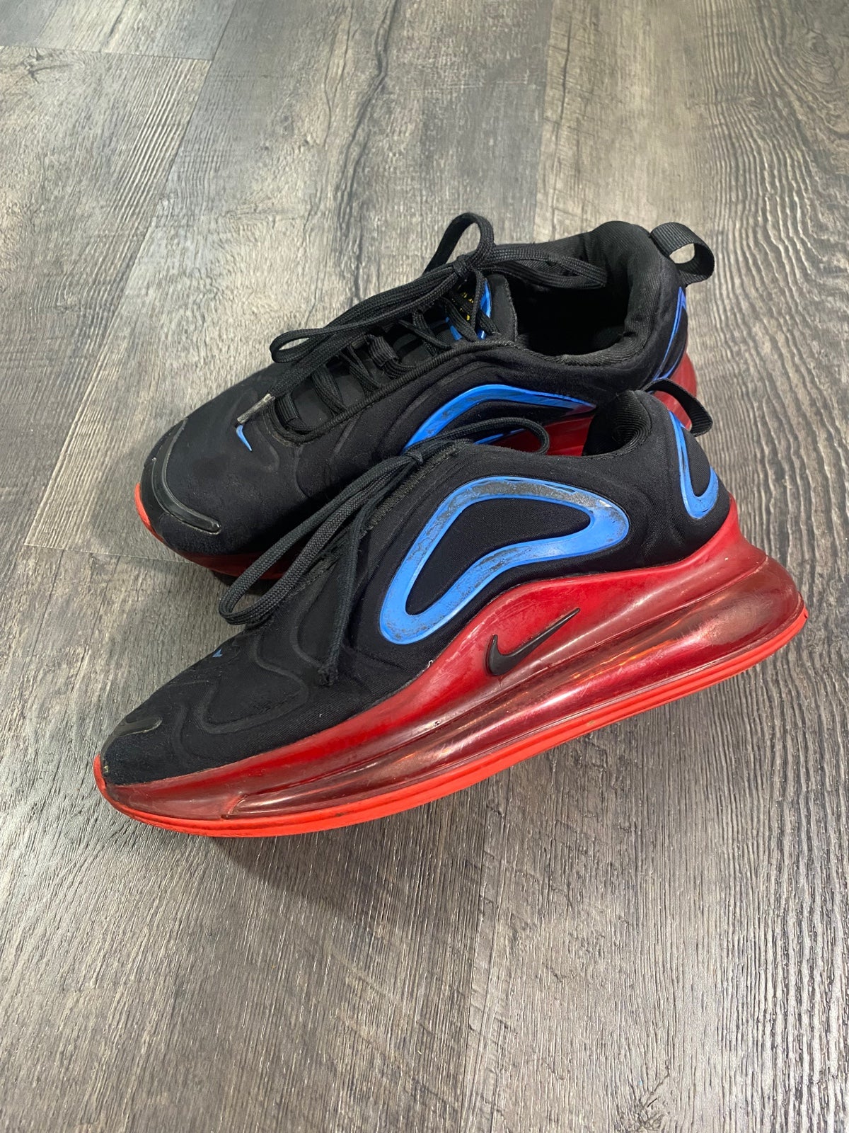 NIKE Air Max 720 Boys Running Shoes - Size 4.5