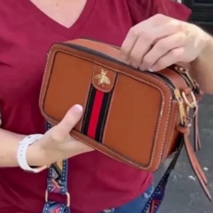 NEW bee brown bag purse