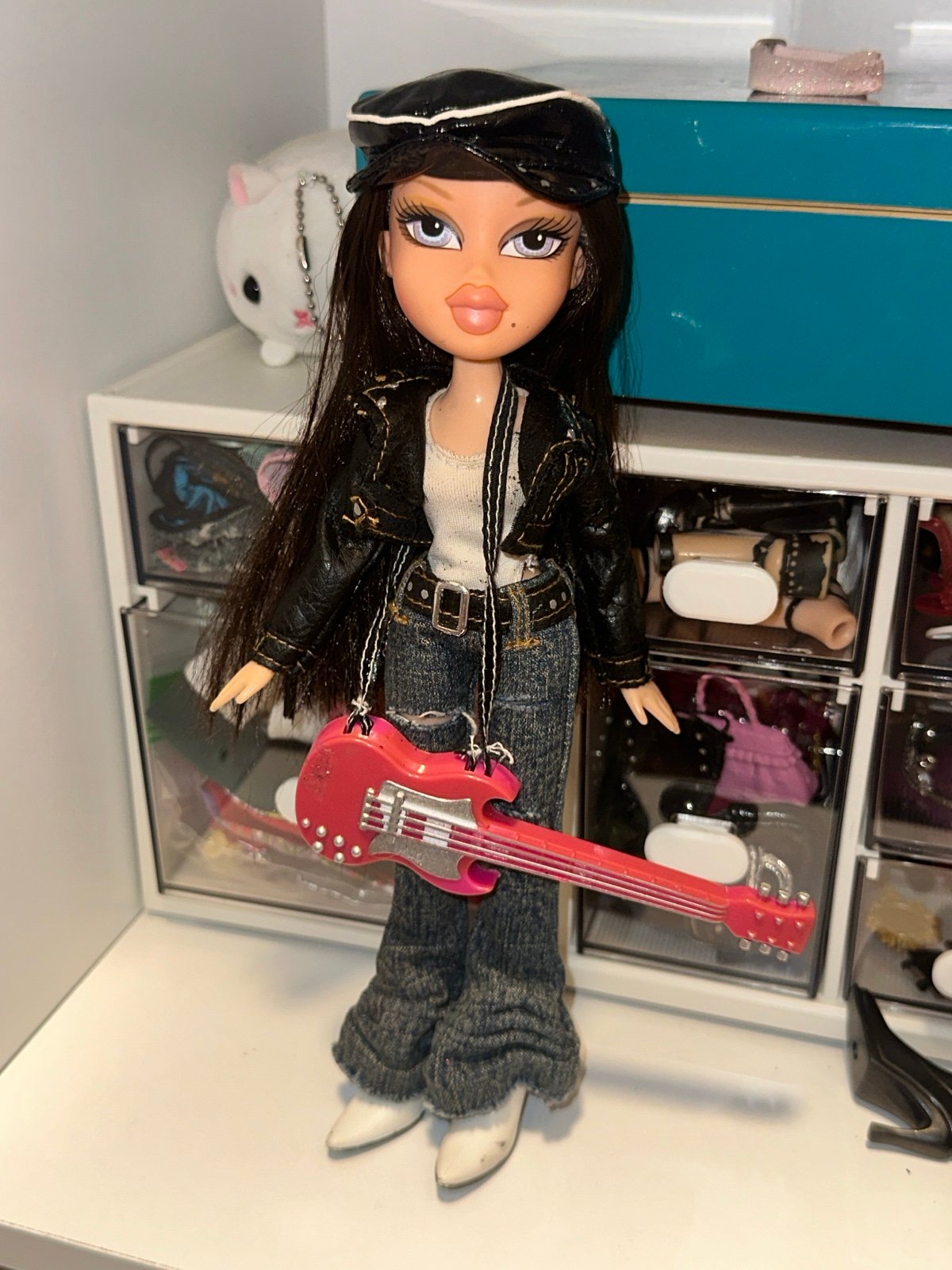 Bratz girlz really rock Dana.