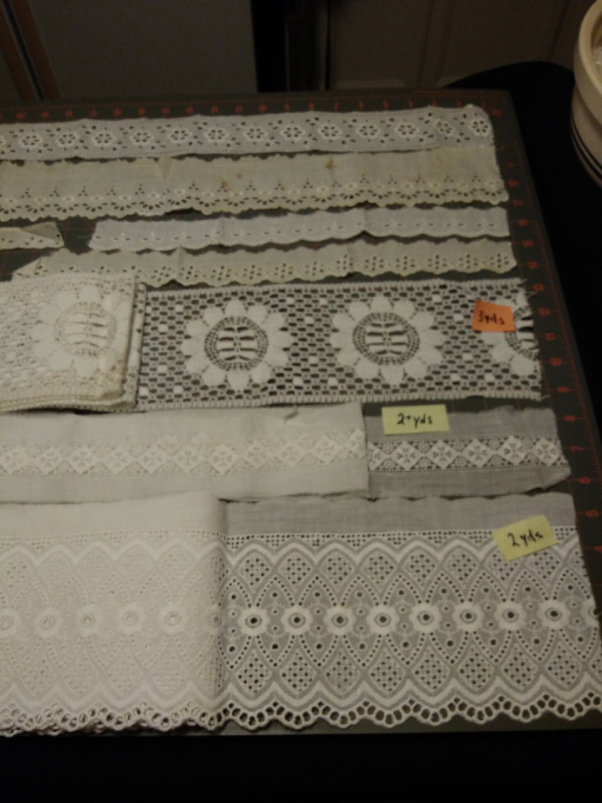 VINTAGE CRAFTING TRIMS TL2